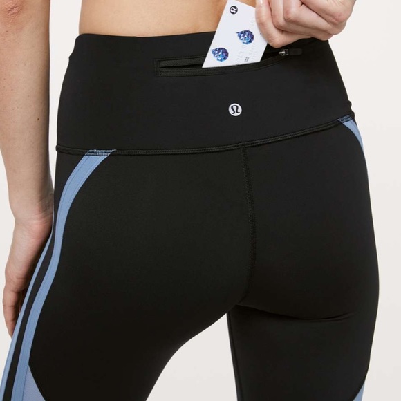 Lululemon Zip The Line Crop 23" Black / Utility Blue Size 6 - Picture 6 of 15